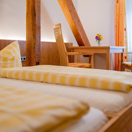 Gasthaus-Pension Zum Kreuz Штюлинген Экстерьер фото